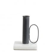 Matt svart ljusstake på vit marmor sten - 12 cm hög