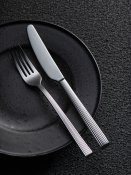 Assiett Black Satin - Svart