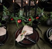 Assiett Black Satin - Svart