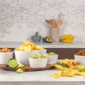 Tacoset Nord Vit - Stengods 7 Skålar - Bricka Akacia