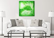 Abstrakt tavla, oljemålning i grönt och ljusgrönt i hemmiljö