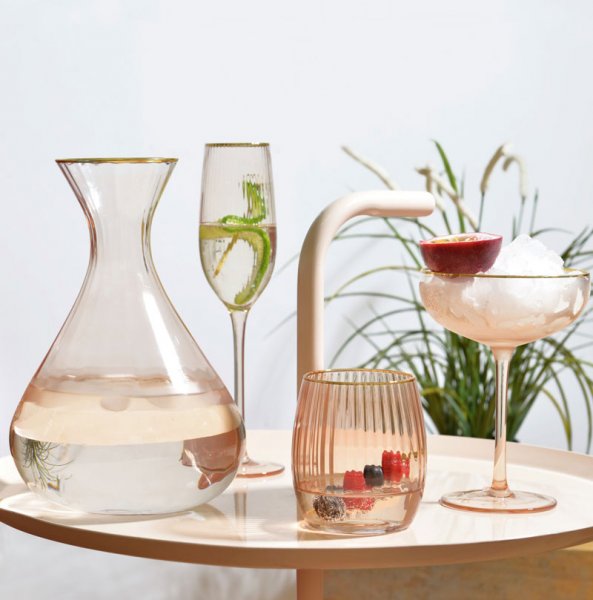 Rosa glas i ny förpackning :-)