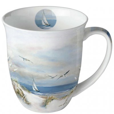 Mugg Design med segelbåt på sjön, sandstrand med sanddyner och fiskmåsar - Ambiente 40 cl