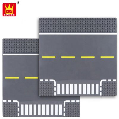 2st Vägplattor Roadplates, basplattor med väg t-korsning. Kompatibelt med LEGO